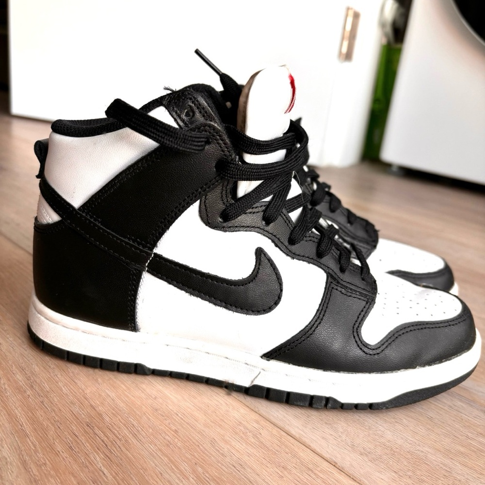 Nike Air Jordans - Size 7
